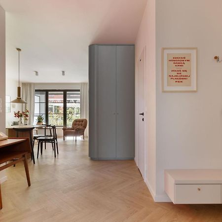 Solidarnosc Three Bedrooms & Garden Apartment Gdańsk Exterior foto